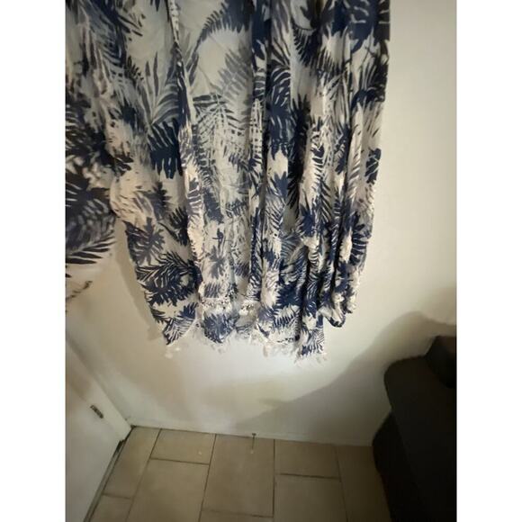 Surf Gypsy 286256 Women Printed Tassel Trim Cover Up, Size Large - Picture 4 of 5